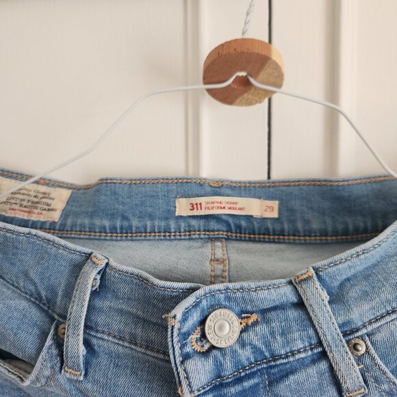 Levi's Women's 311 Skinny Jeans - Light Indigo - Picture 6 of 6